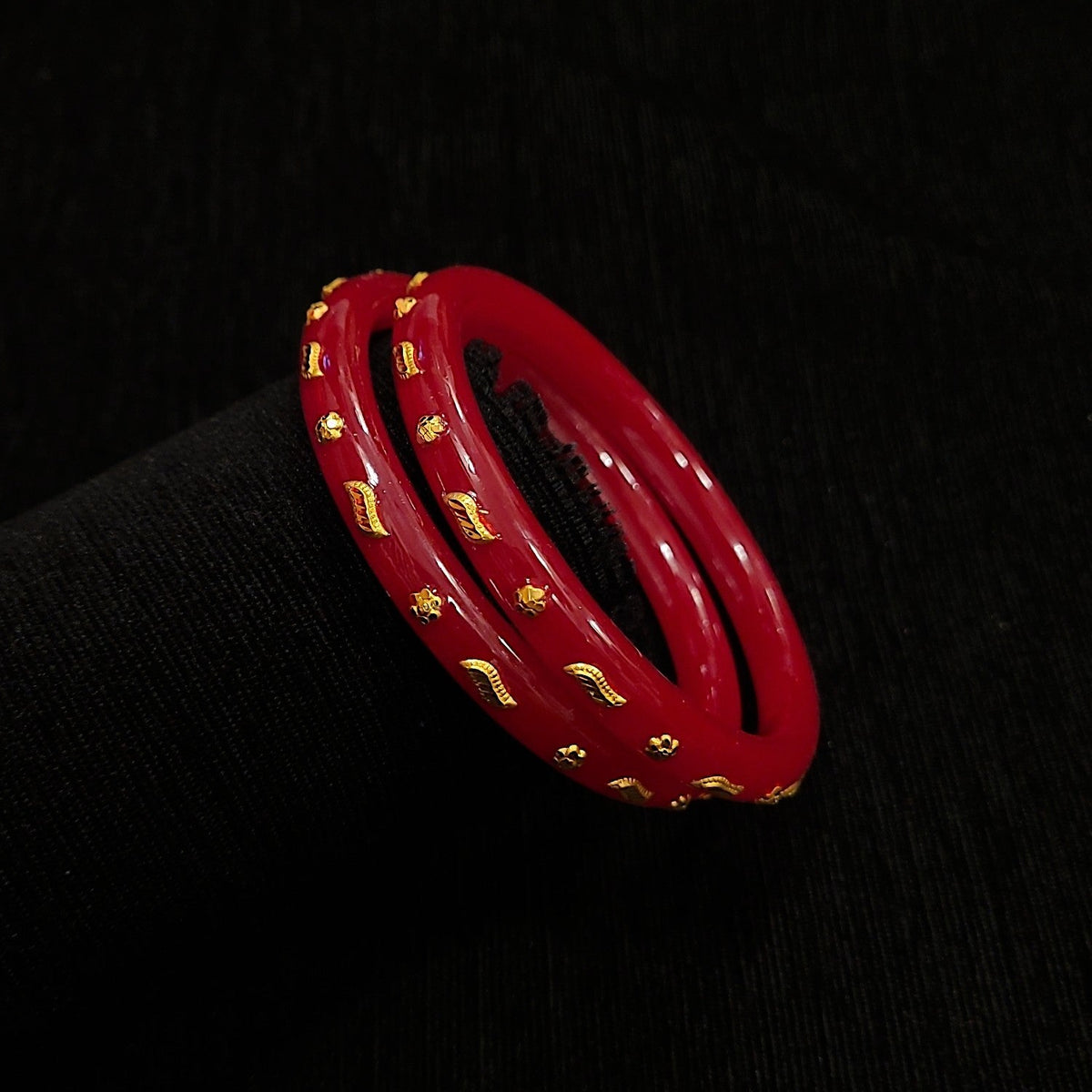 Gold Plated Curve Buti Pola
